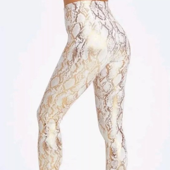 Fabletics Define PowerHold High-Waisted 7/8 Legging in Copper Foil Snake Medium - Picture 1 of 11